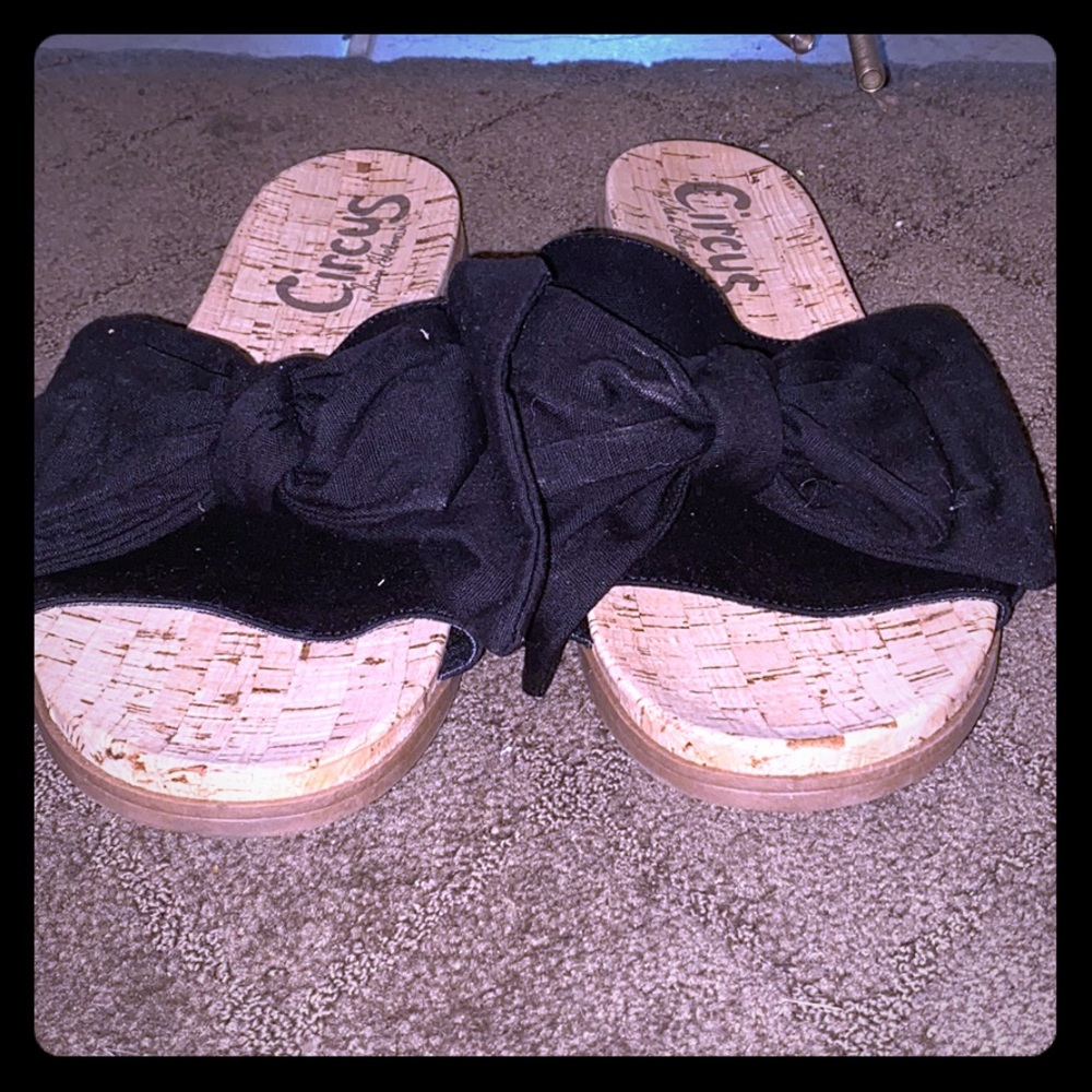 Circus sandals